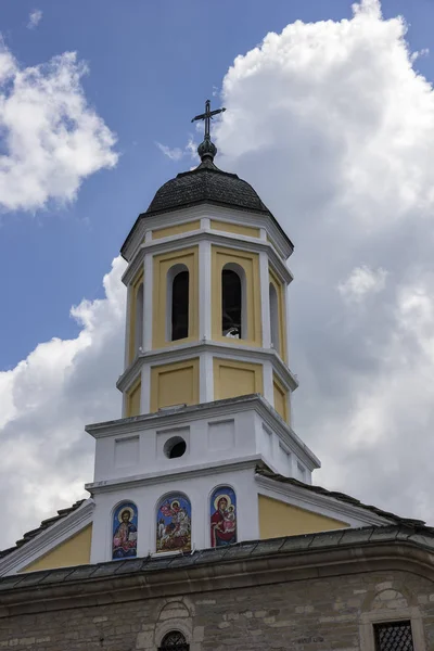 Ein Kirchturm — Stockfoto