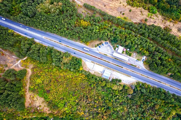 Vista Aérea Estrada Com Carros Posto Gasolina Vista Superior — Fotografia de Stock