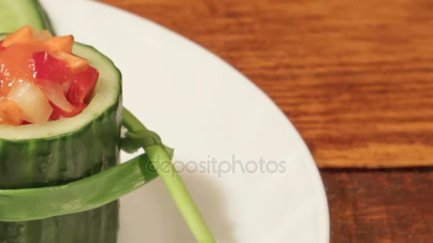 Snack saludable de verduras frescas . — Vídeos de Stock