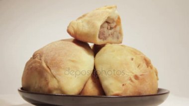 Pasta patates ve et doldurma.