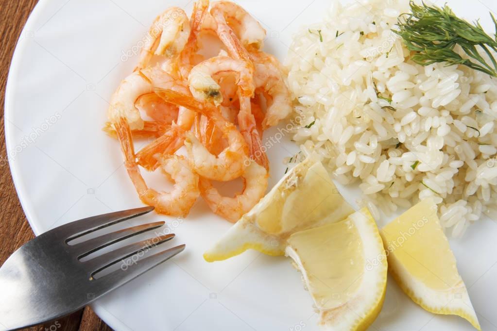 Mediterranean dish of shrimps with rice.