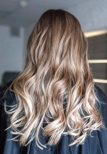 Coiffure ombre couleur .Highlight cheveux — Photo