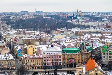 Kış panorama görünümünden Belediye Lviv, Ukrayna.