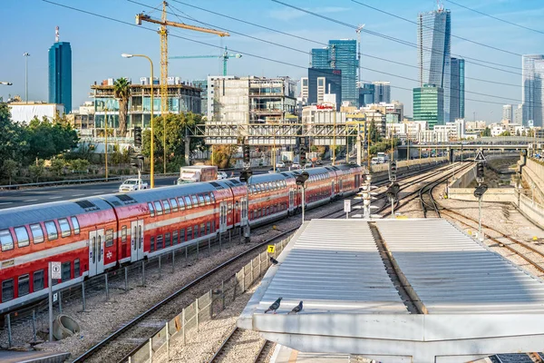 Met het oog op het treinstation in Tel Aviv. — Stockfoto