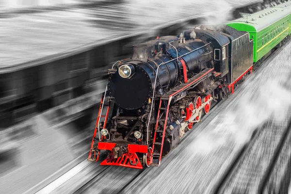 Old steam locomotive. — Stock Photo, Image