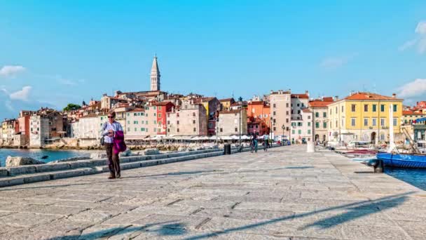 Rovinj Croacia Octubre 2019 Time Lapse Muelle Rovinj Antigua Ciudad — Vídeo de stock