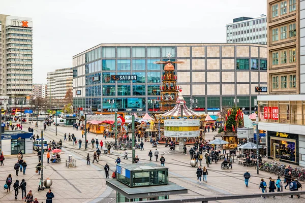 Berlin Almanya Aralık 2019 Berlin Deki Alexanderplatz Meydanı Nda Sokak — Stok fotoğraf