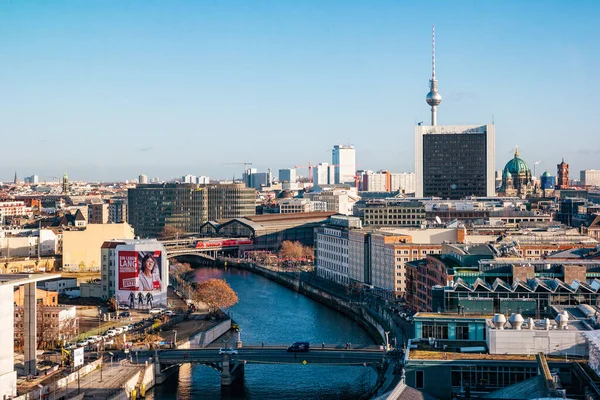 Berlín Německo Prosinec 2019 Pohled Shora Město Berlín Střechy Reichstagu — Stock fotografie