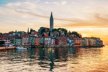 Hırvatistan 'ın eski Rovinj kentinin manzarası.
