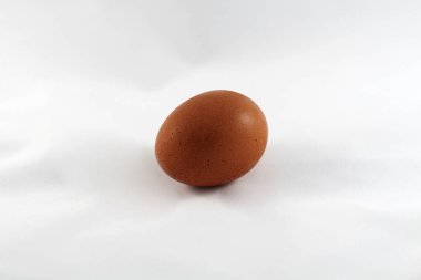 Doğal yetişkin tavuk yumurtası