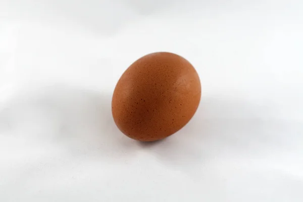 Doğal yetişkin tavuk yumurtası
