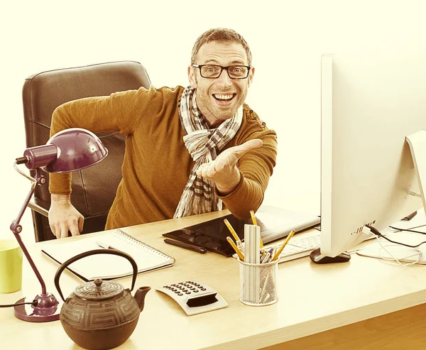 Thrilled graphic designer for office happiness and corporate wellness — Stock Photo, Image