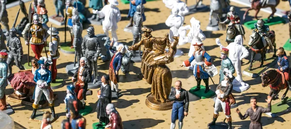 Classic hand painted French Revolution old lead figurines, garage sale — Stock Photo, Image