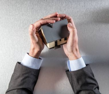 değerli ev sahipliği veya sıcak koruma bina kavramı