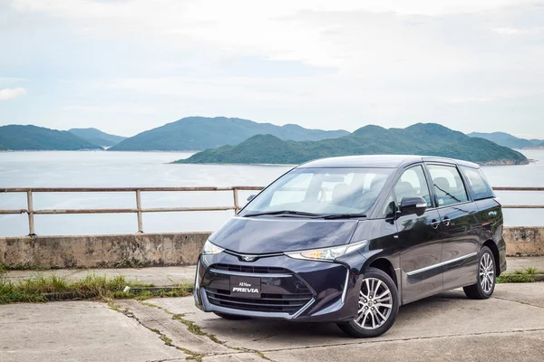 Toyota Previa 2016 Test Drive día — Foto de Stock