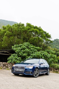 Audi A4 Avant 45 TFSI quattro sürücü gün