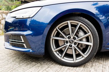 Audi A4 Avant 45 TFSI quattro Tekerleği