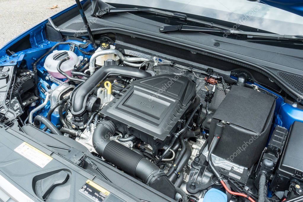 Audi Q2 2017 Engine Stock Editorial Photo © teddyleung 179401400