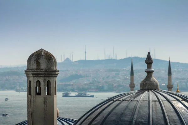 Över Yttre Visa Kupol Osmansk Arkitektur Tak Istanbul Süleymaniyemoskén Turkiet — Stockfoto