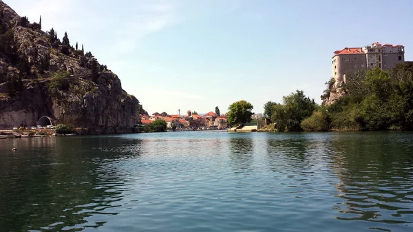 Cetina folyó kanyon, Omis, Horvátország — Stock Fotó