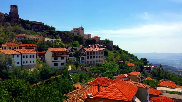 Uitzicht op de stad van Kruja — Stockfoto