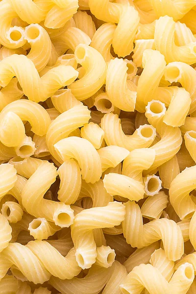 Pasta geïsoleerd op witte achtergrond — Stockfoto