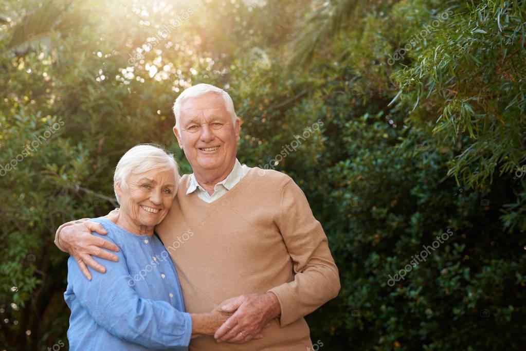 Where To Meet International Seniors In Florida Free