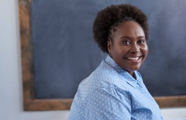 Mutlu Afrika işkadını  