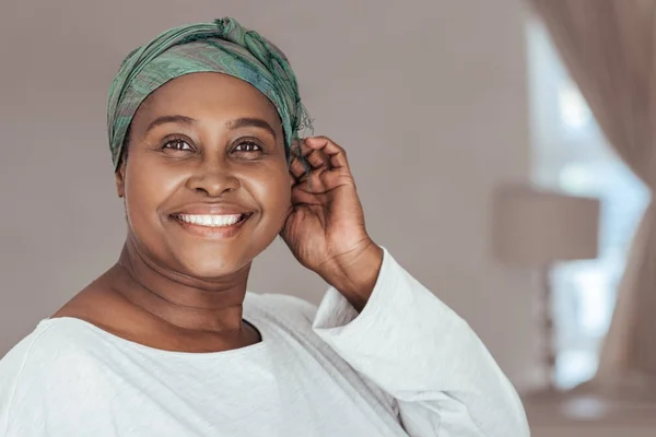 Mujer africana madura — Foto de Stock