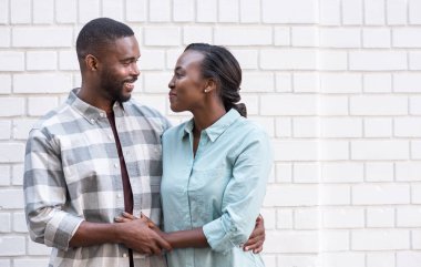 İçerik genç Afrikalı Çift