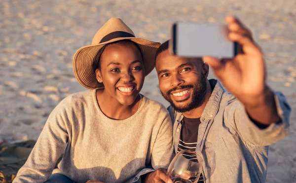 Junges afrikanisches Paar — Stockfoto