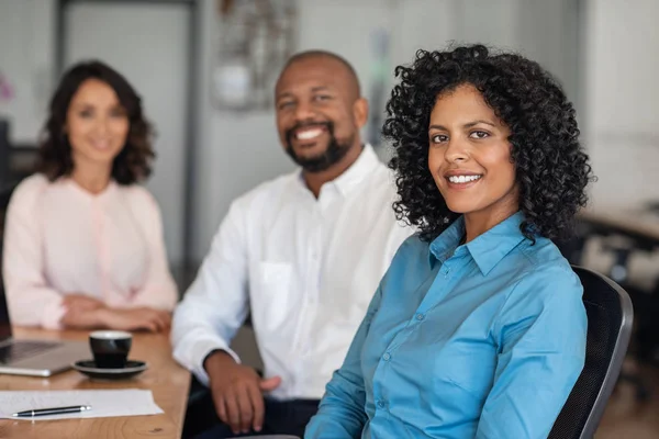 Portrait Smiling Businesswoman Sitting Diverse Colleagues Table Office Meeting — ストック写真