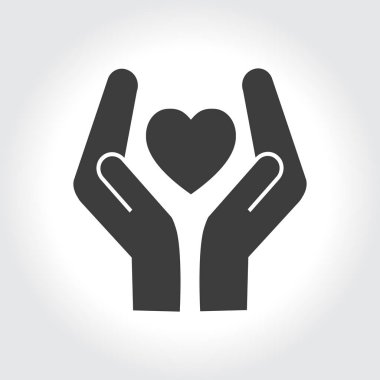 Kalp simgesini tutan eller