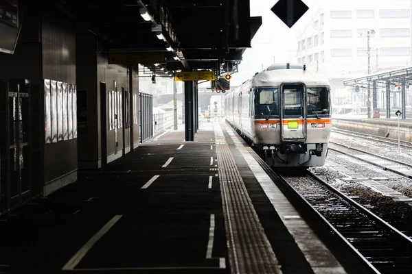 Lokaltåg i Japan — Stockfoto