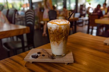 Buz karamel macchato