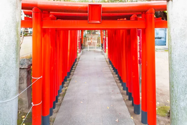 日本名古屋美丽的本地木制日本神社 — 图库照片