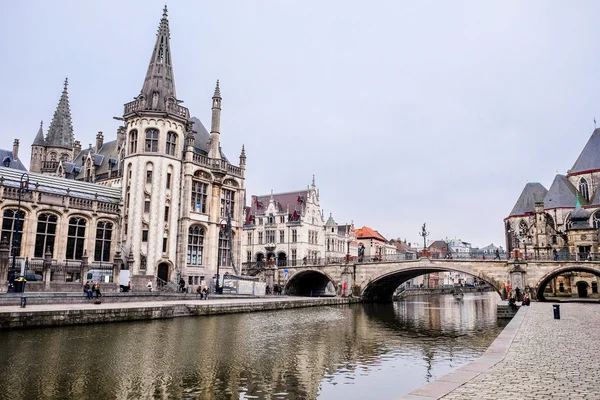 Bina Ghent, Belçika