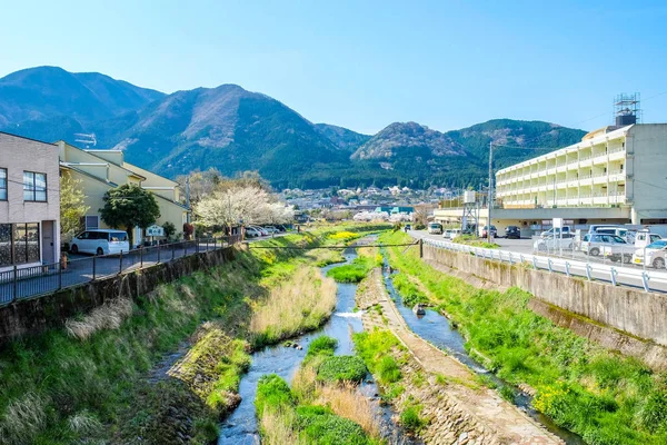 Japonya'da Yufuin bahar toplayan 