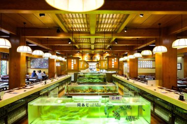 Fukuoka ünlü Japon restoranında dekorasyon ve iç