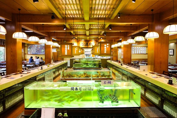 Fukuoka ünlü Japon restoranında dekorasyon ve iç