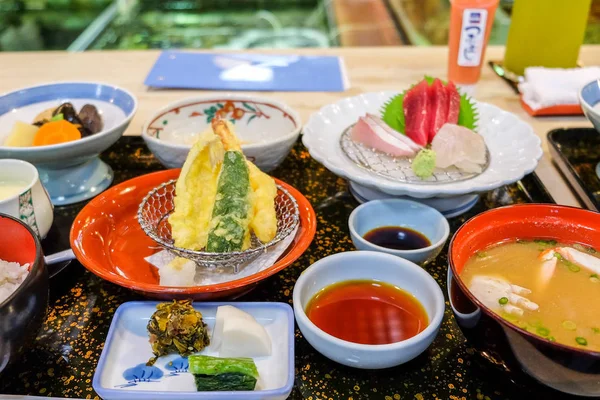 Mâncarea tradițională japoneză de mare se află în Fukuoka Japonia — Fotografie, imagine de stoc