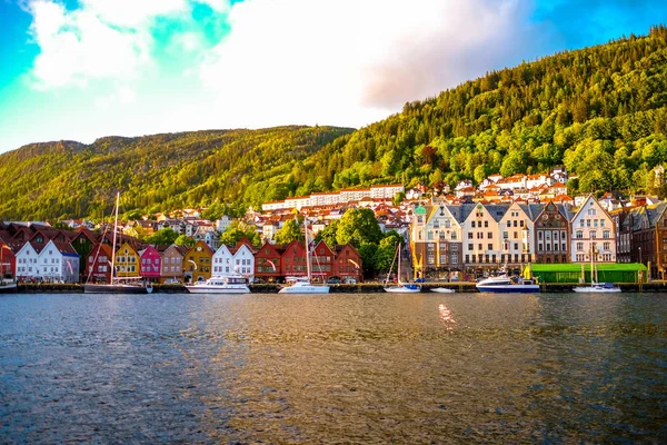A paisagem de Bergen City na Noruega — Fotografia de Stock