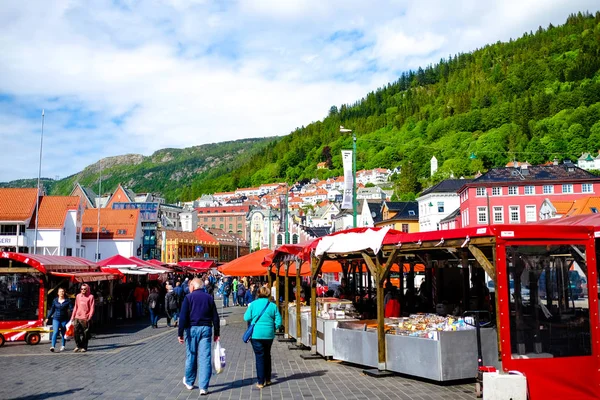 El paisaje de la ciudad de Bergen en Noruega — Foto de Stock