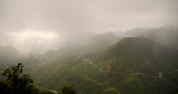 Asia Mountain Windy Foggy Cover Top Mountain Agriculture Green Landscape — Stock Video