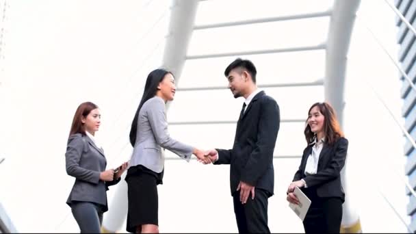Zoom Vdo Team Business Partners Shaking Hands Together Greeting Start — Αρχείο Βίντεο