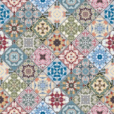 Mozaik kümedeki soyut desenler.