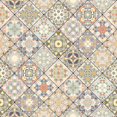 Oryantal tarzı kare artıkları.