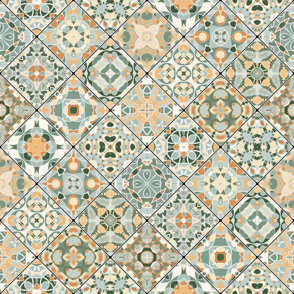 Mozaik kümedeki soyut desenler.