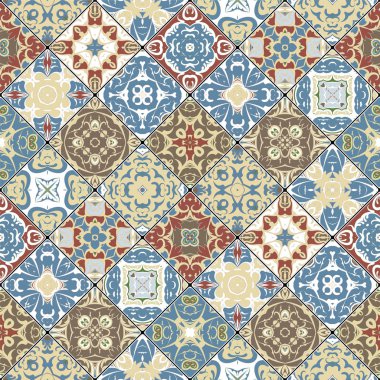 Mozaik kümedeki soyut desenler.