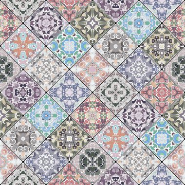 Mozaik kümedeki soyut desenler.